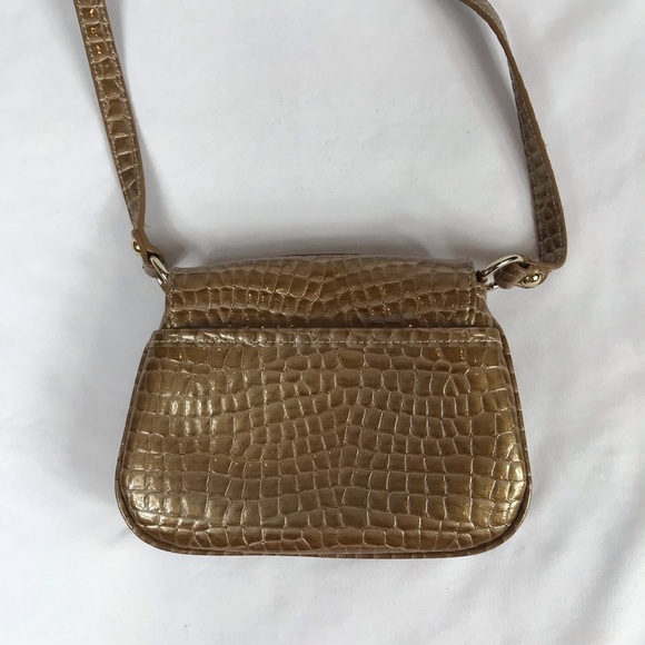 Kathy Van Zeeland Crossbody Purse & Wallet Set - Picture 5 of 8